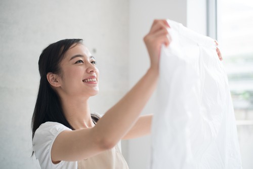 How to Reduce Wrinkles on Clothes?