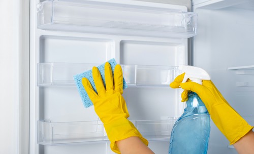 How To Hire The Right House Spring Cleaning Service?